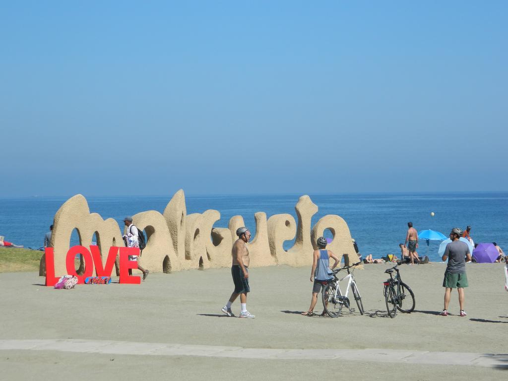 Apartamento Miramar Málaga Esterno foto