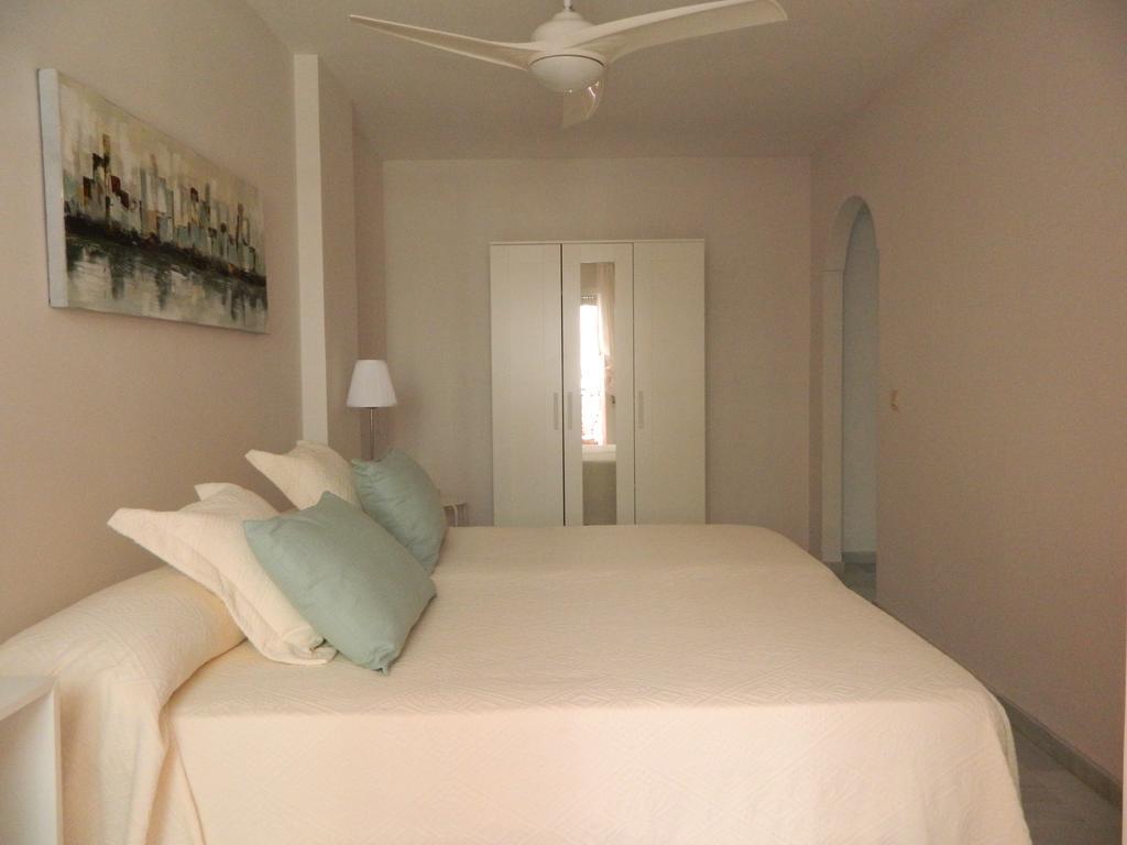 Apartamento Miramar Málaga Esterno foto